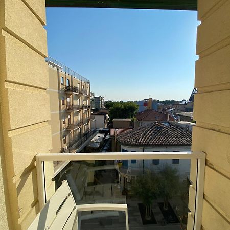 Marina Beach Aparthotel Rimini Ngoại thất bức ảnh