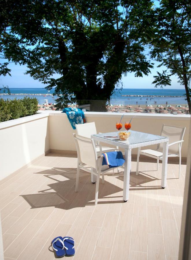 Marina Beach Aparthotel Rimini Ngoại thất bức ảnh