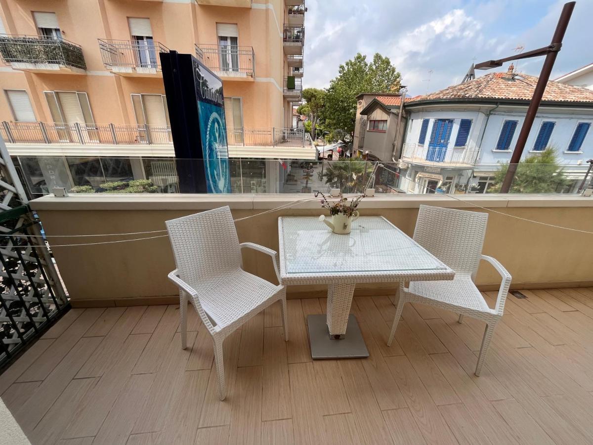 Marina Beach Aparthotel Rimini Ngoại thất bức ảnh