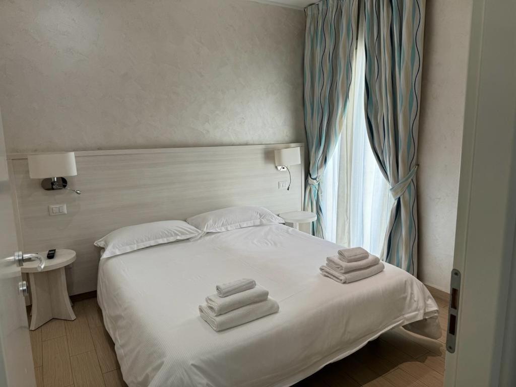 Marina Beach Aparthotel Rimini Ngoại thất bức ảnh