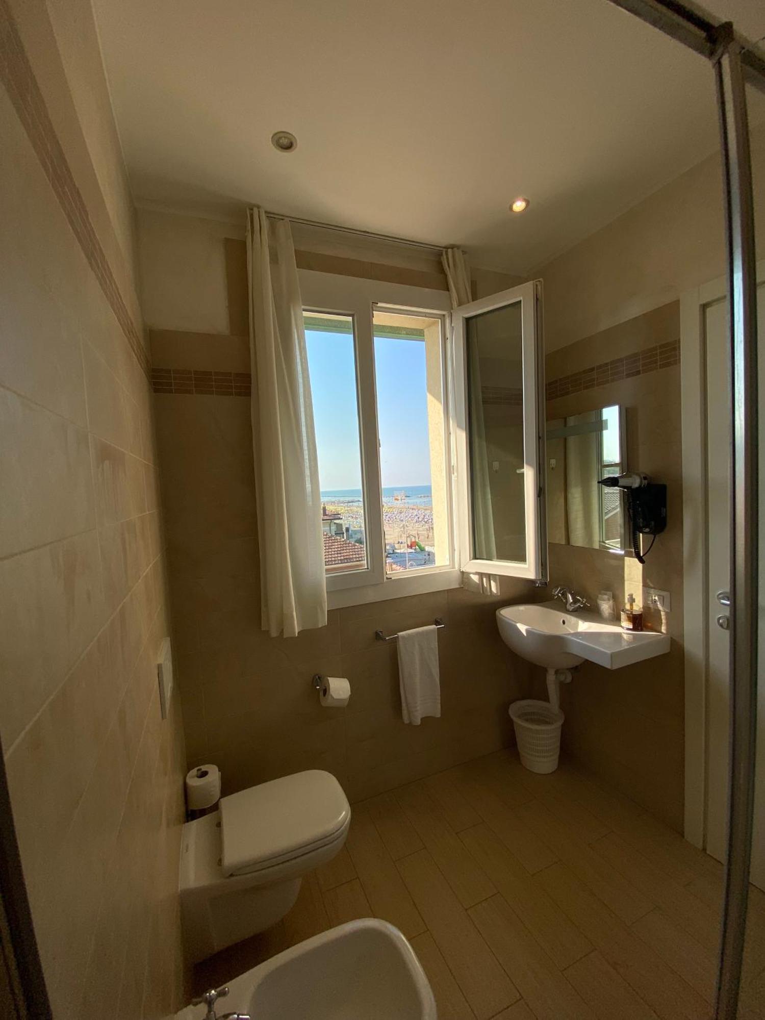Marina Beach Aparthotel Rimini Ngoại thất bức ảnh