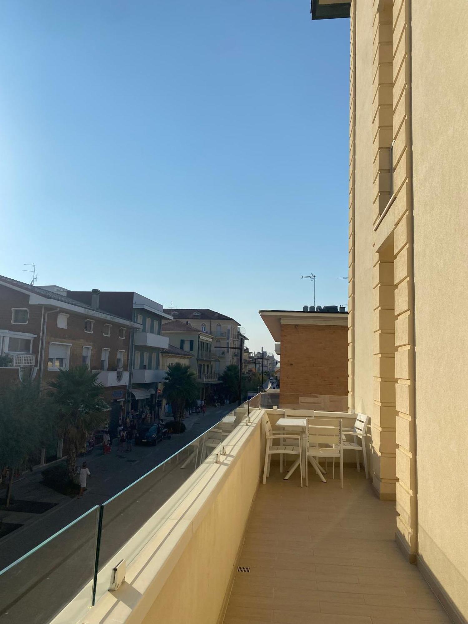 Marina Beach Aparthotel Rimini Ngoại thất bức ảnh