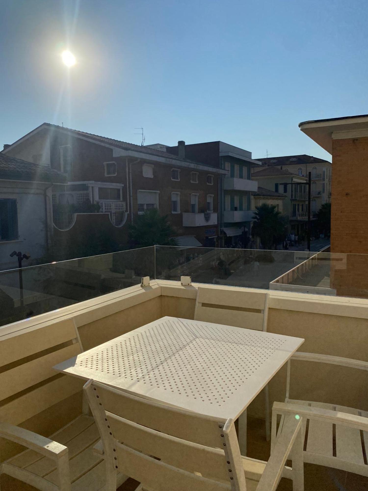 Marina Beach Aparthotel Rimini Ngoại thất bức ảnh